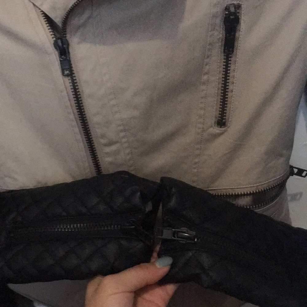 Light Jacket - Picture 7 of 7